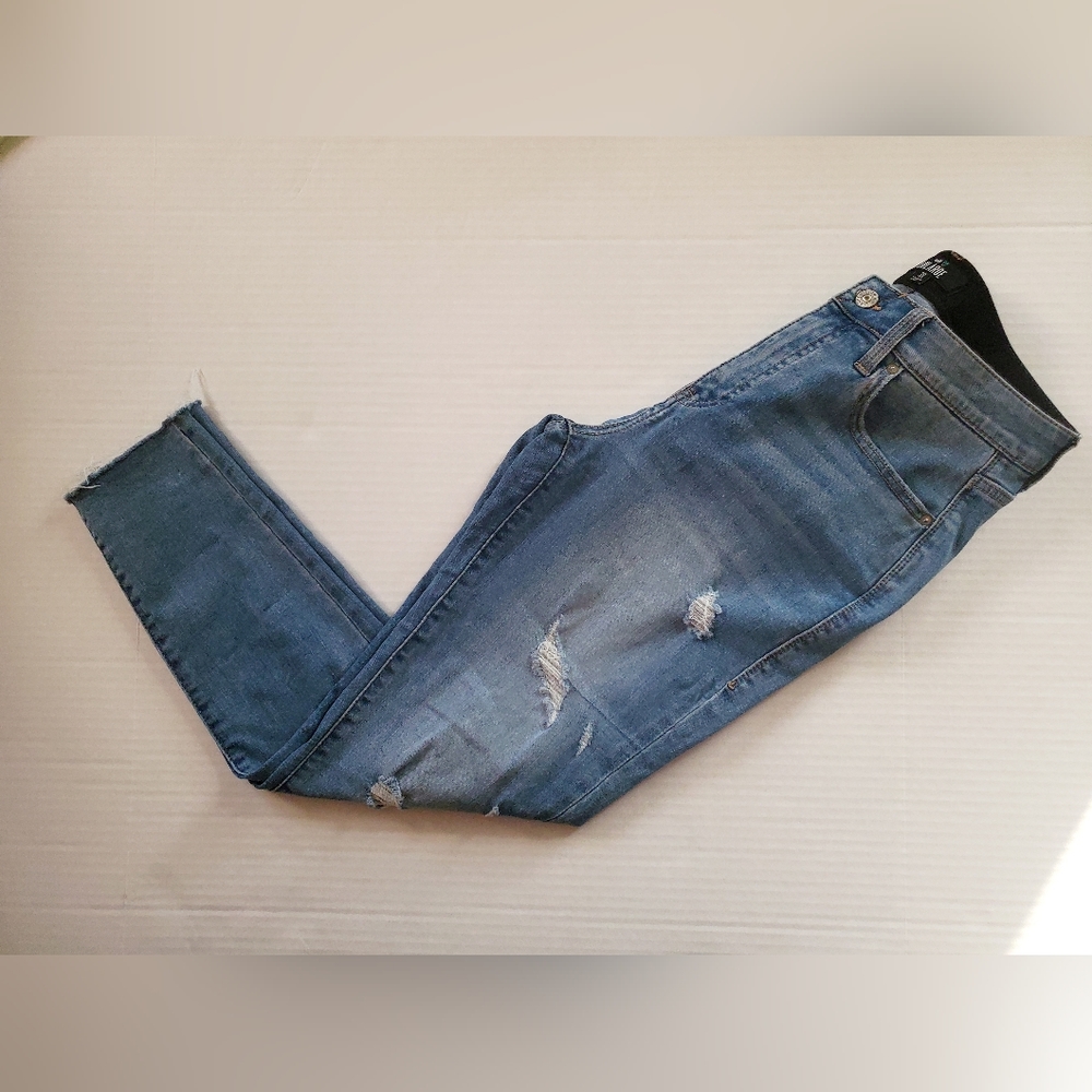 Lularoe Stretch Distressed Skinny Jeans
